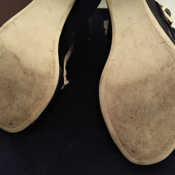 Kenneth Cole black leather wedged sandal - Picture 3 of 8